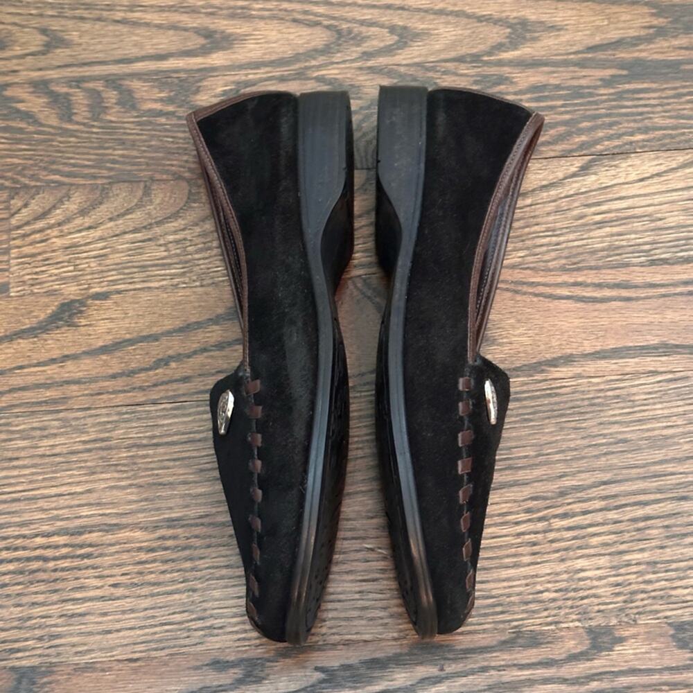 Brighton Memoir Black Suede Loafer Chocolate Whipstitching Silver Heart Size 8 M - Picture 5 of 8